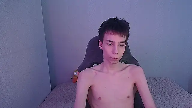 Snapshot of adam_kpoy chatting on 10.03.25 adam kpoy online show from 10.03.25