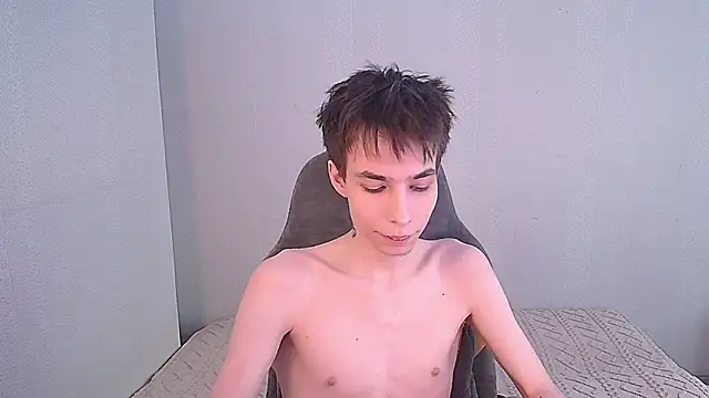 Snapshot of adam_kpoy chatting on 10.17.25 adam kpoy online show from 10.17.25