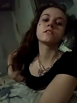 Snapshot of cicithtbitch chatting on 10.17.25 cicithtbitch online show from 10.17.25