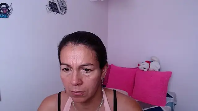 camilavargas  online show from 02.20.26