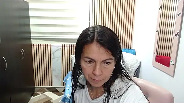 camilavargas  online show from 06.16.26