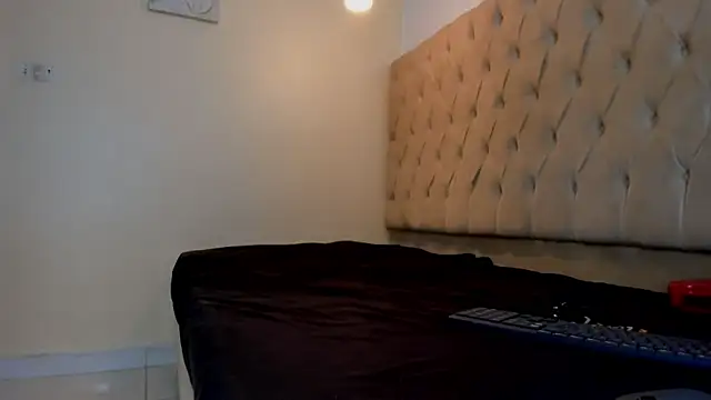 Snapshot of Naomis_35 chatting on 02.05.26 Naomis 35 online show from 02.05.26