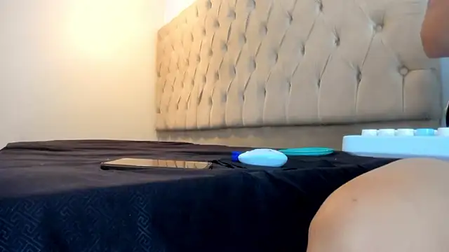 Snapshot of Naomis_35 chatting on 02.23.26 Naomis 35 online show from 02.23.26