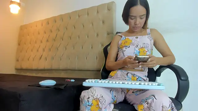 Snapshot of Naomis_35 chatting on 03.07.26 Naomis 35 online show from 03.07.26