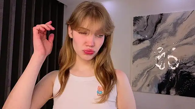 pienaple online show from 12.23.25