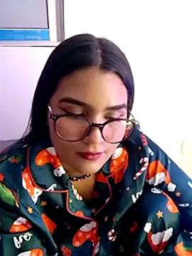 Renata Zoe online show from 12.01.25