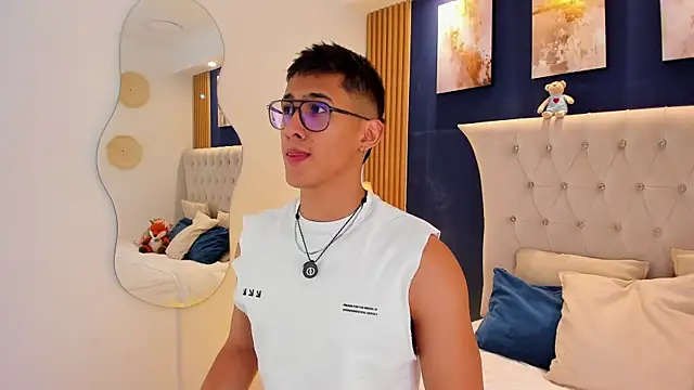 SalvadorFit online show from 07.24.26