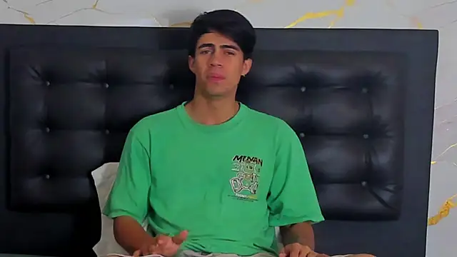 cody pipper  online show from 10.09.25