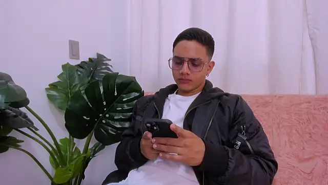 axel vega online show from 09.29.25