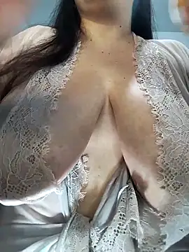 LucyDiamonds1 online show from 05.02.26