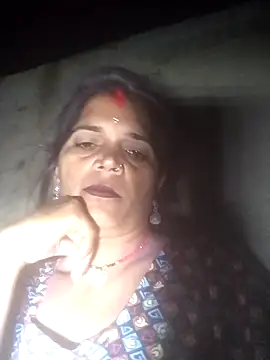 Snapshot of Hott_cutgirl chatting on 10.01.25 Hott cutgirl online show from 10.01.25