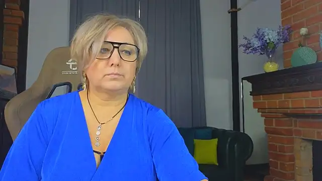 Marta Wils online show from 11.13.25