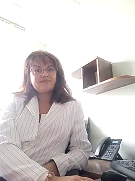 ValeriaLove43211 online show from 10.28.25