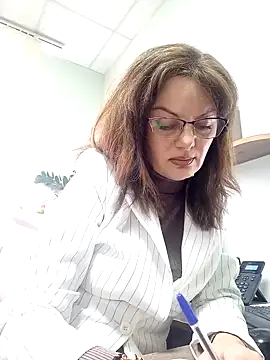 ValeriaLove43211 online show from 11.12.25