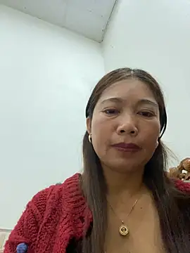 Snapshot of Milky-milk chatting on 10.25.25 Milky-milk online show from 10.25.25