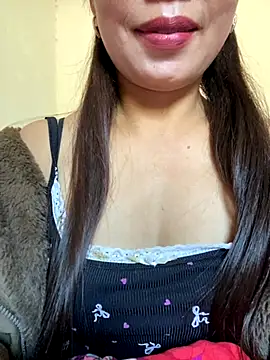 Snapshot of Milky-milk chatting on 11.26.25 Milky-milk online show from 11.26.25