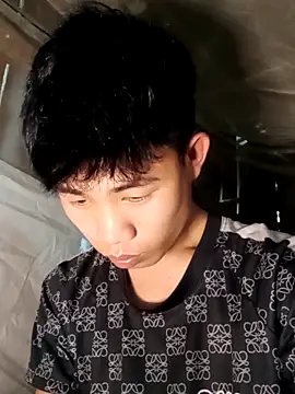 Snapshot of Nhyy_xx chatting on 04.26.26 Nhyy xx online show from 04.26.26