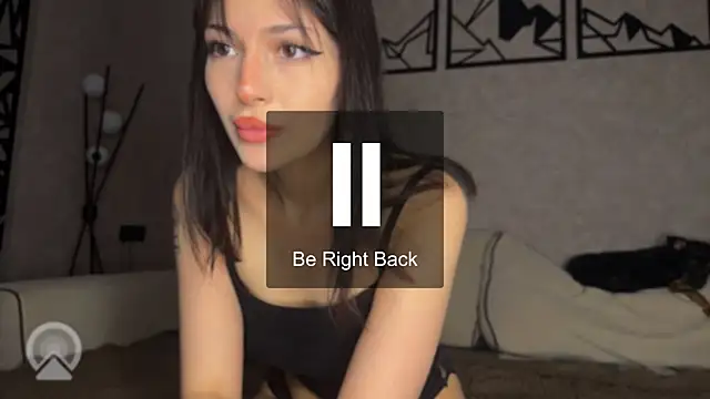 sweeet strawberies online show from 06.07.26