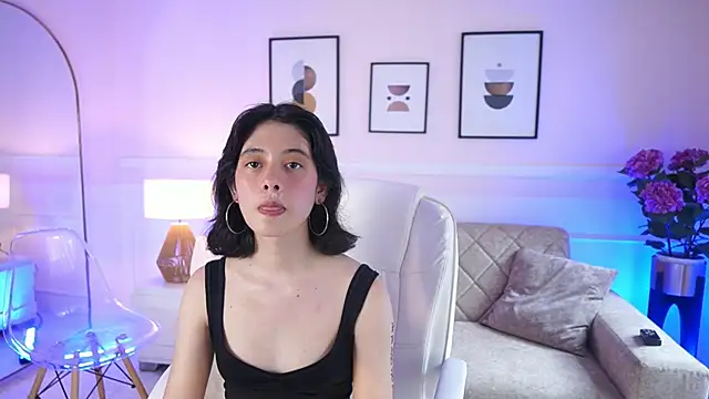 Snapshot of BillieBrownn chatting on 09.19.25 BillieBrownn online show from 09.19.25