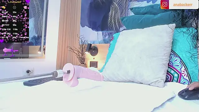 Anabacker01 online show from 01.16.26