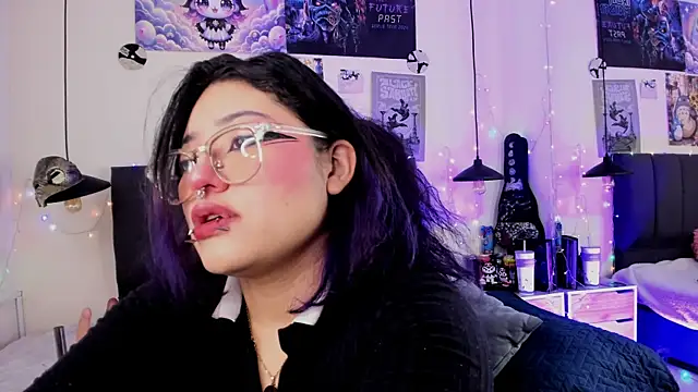 SabrinaV  online show from 06.19.26