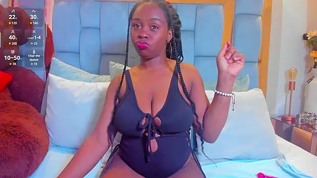 Snapshot of hazellanee chatting on 01.18.26 hazellanee online show from 01.18.26