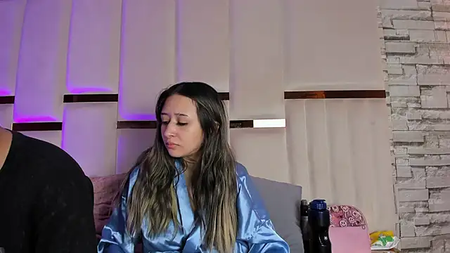 Snapshot of ANLLELOAndANGELA chatting on 06.09.26 ANLLELOAndANGELA online show from 06.09.26