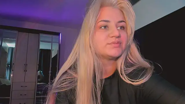 BarbaraSiren online show from 10.12.25