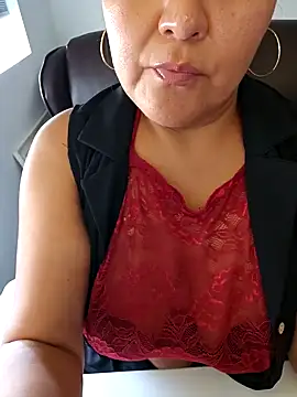 Snapshot of sw33th3art chatting on 09.18.25 sw33th3art online show from 09.18.25