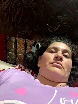 lunasexyhot18 online show from 09.29.25