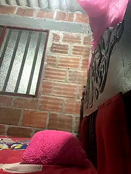 lunasexyhot18 online show from 10.26.25