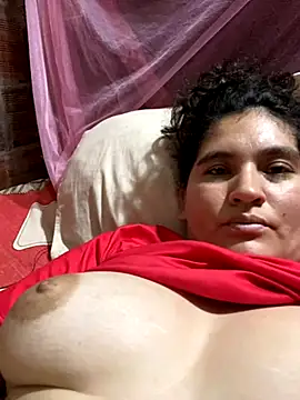 lunasexyhot18 online show from 10.27.25