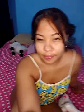 Snapshot of little_onixx chatting on 11.12.25 little onixx online show from 11.12.25