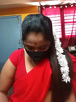 queendivya online show from 03.17.26