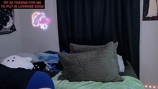 Snapshot of randyroderick chatting on 02.10.26 randyroderick online show from 02.10.26