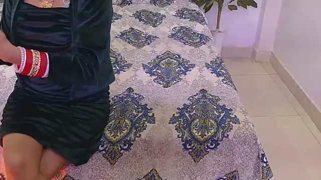 Lovelyy-couple online show from 12.22.25