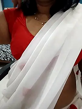 Snapshot of divya-jannu chatting on 11.21.25 divya-jannu online show from 11.21.25