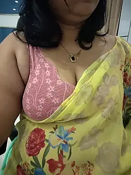Snapshot of divya-jannu chatting on 12.05.25 divya-jannu online show from 12.05.25