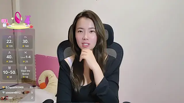 Snapshot of sallycui chatting on 10.10.25 sallycui online show from 10.10.25