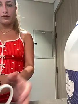 Snapshot of BabyBluexox chatting on 11.15.25 BabyBluexox online show from 11.15.25