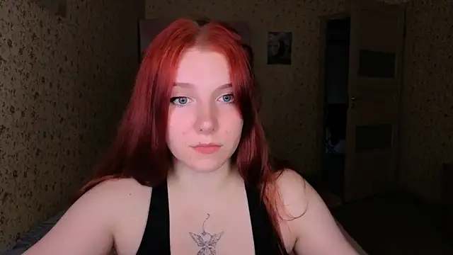Snapshot of Layla_Glam chatting on 06.13.26 Layla Glam online show from 06.13.26