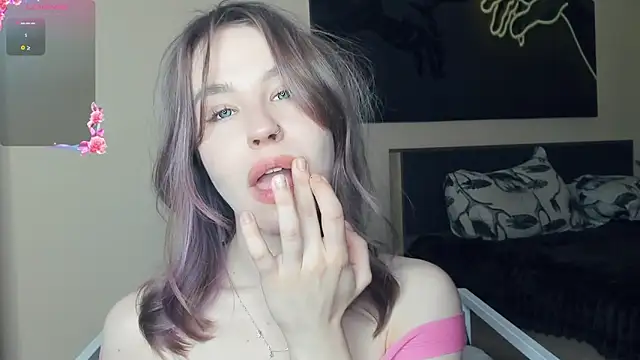 MaliaBourraine online show from 06.19.26