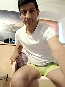 Snapshot of Casianantoonnio chatting on 10.18.25 Casianantoonnio online show from 10.18.25