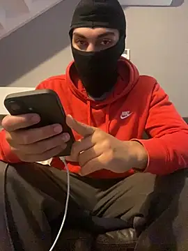 Ryan2205 online show from 10.04.25