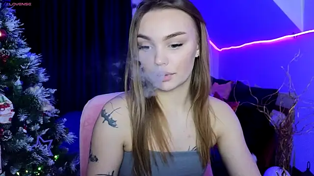 KitsyMoore online show from 12.16.25