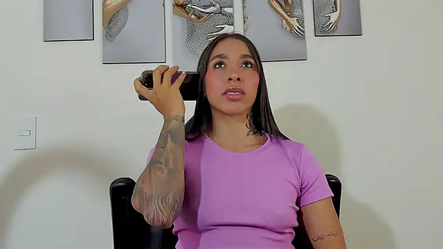 KAYLA BATISTA  online show from 05.07.26