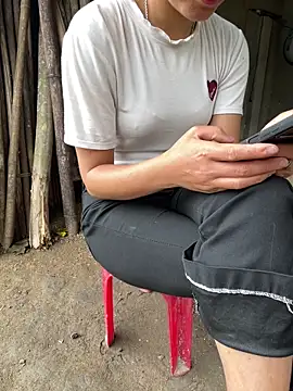 phuongxinhxan online show from 04.27.26