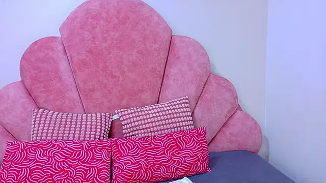 MyApril   online show from 07.29.26