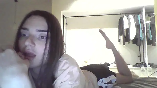 Luna Samosienko online show from 09.25.25