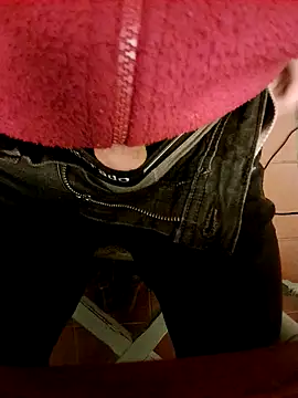 Snapshot of mecumming2 chatting on 11.02.25 mecumming2 online show from 11.02.25